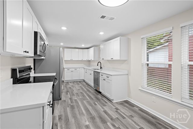 104 Smith Avenue, Savannah, GA 31408