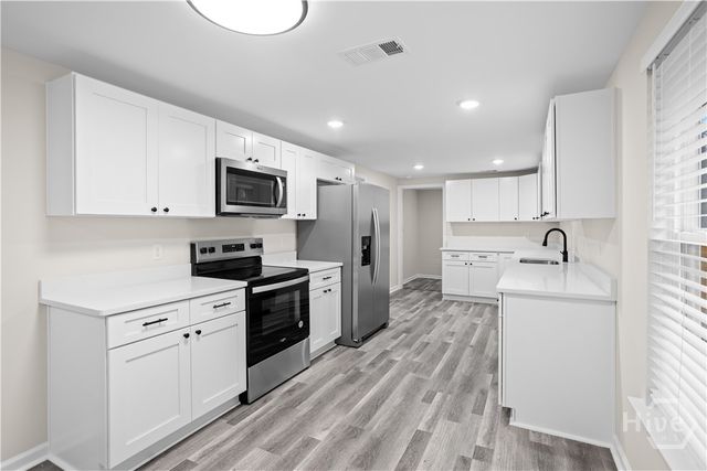 104 Smith Avenue, Savannah, GA 31408