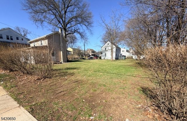 42 Mill St, Bloomfield Twp., NJ 07003