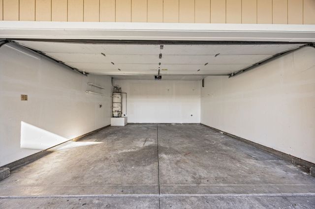 22241 S Garden Ave, Hayward, CA 94541