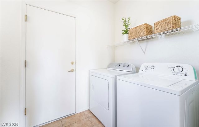 2795 Scotts Valley Drive, Henderson, NV 89052
