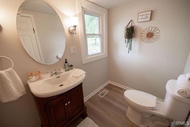 802 W 13th Street, Muncie, IN 47302