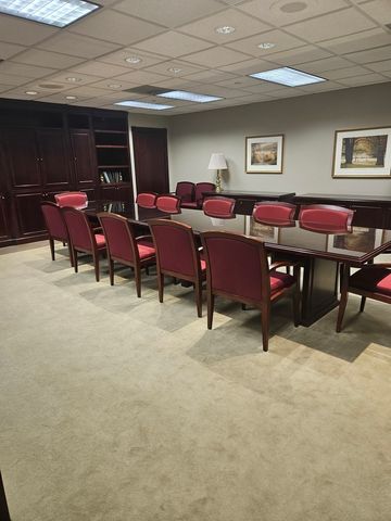 150 S Bloomingdale Road, Bloomingdale, IL 60108