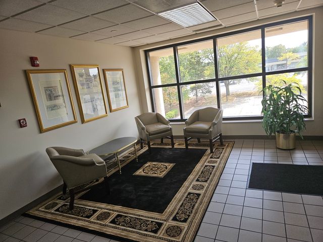 150 S Bloomingdale Road, Bloomingdale, IL 60108