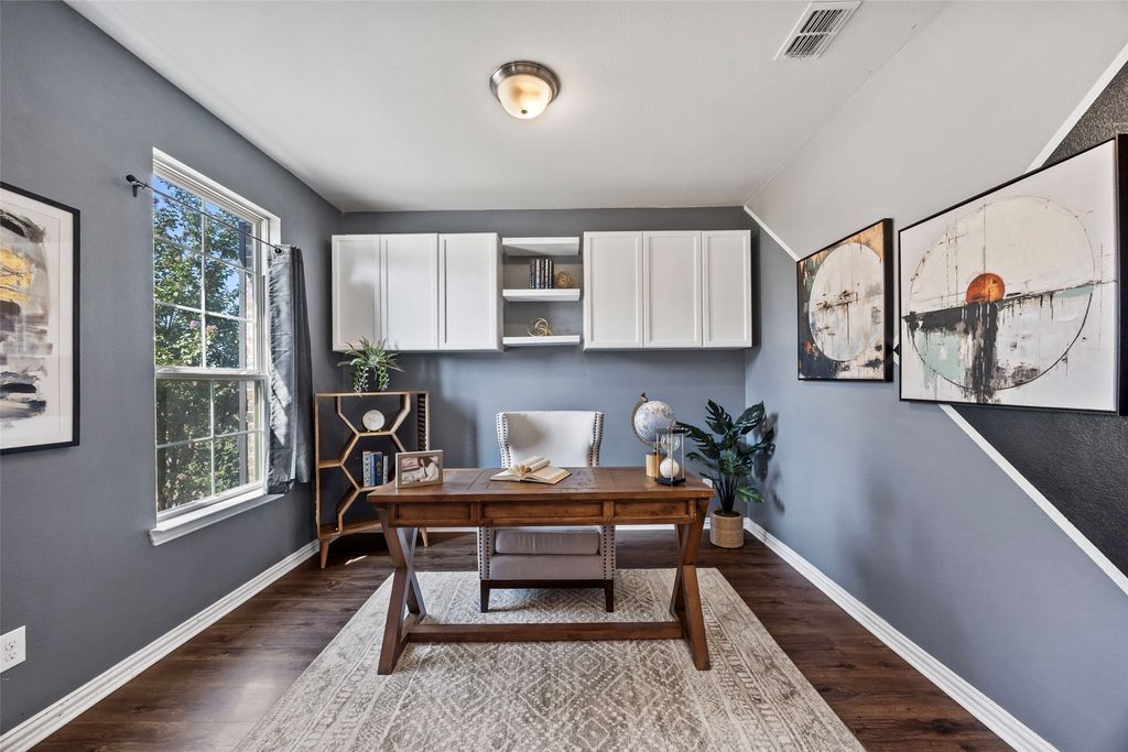 2501 Durango Drive, Carrollton, TX 75010 — photo 4