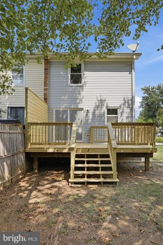 858 W 11TH ST, Front Royal, VA 22630