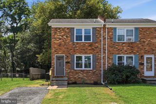 858 W 11TH ST, Front Royal, VA 22630