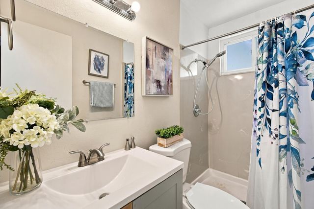 7927 Albion Way, Sacramento, CA 95832