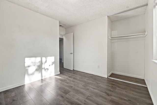 7927 Albion Way, Sacramento, CA 95832