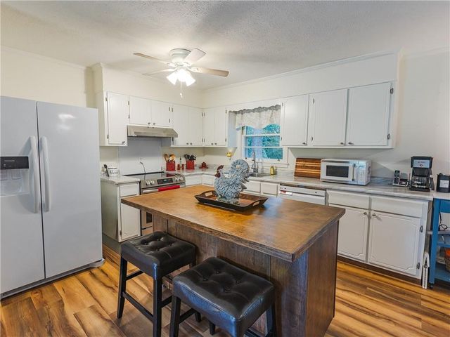 867 Sinyard Road, Lithia Springs, GA 30122