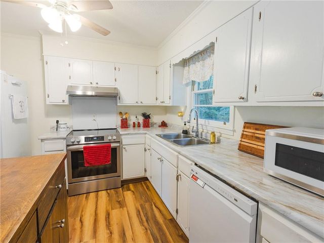 867 Sinyard Road, Lithia Springs, GA 30122
