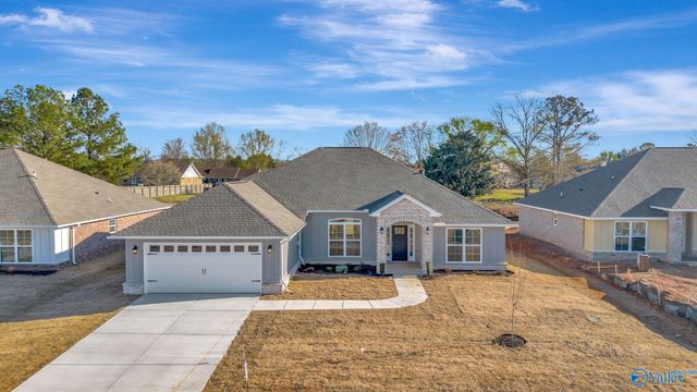 216 Gwynns Fall Trail, Huntsville, AL 35810