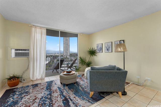 98-1038 Moanalua Road 1502, Aiea, HI 96701