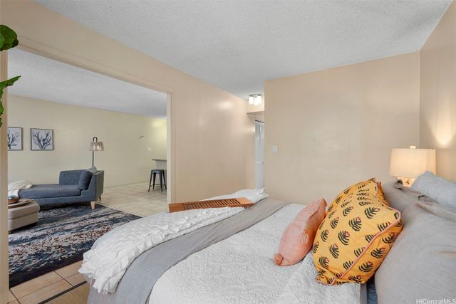 98-1038 Moanalua Road 1502, Aiea, HI 96701