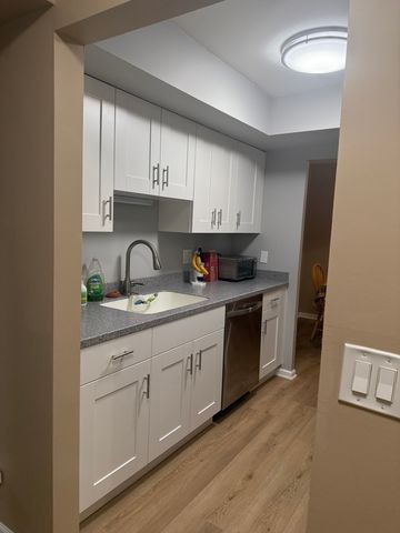 840 Wellington Avenue 115, Elk Grove Village, IL 60007