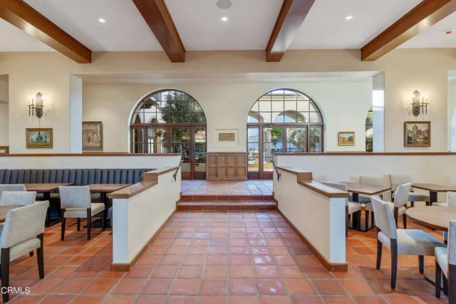 88 N Oakland Avenue 202, Pasadena, CA 91101