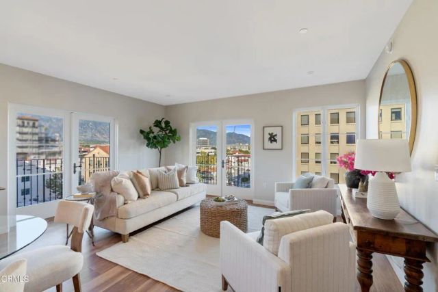 88 N Oakland Avenue 202, Pasadena, CA 91101