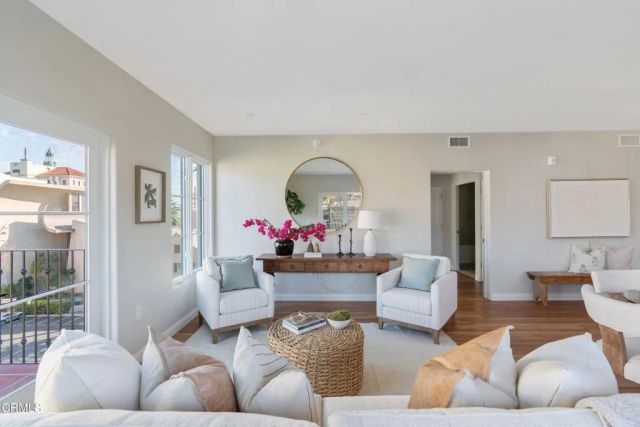 88 N Oakland Avenue 202, Pasadena, CA 91101