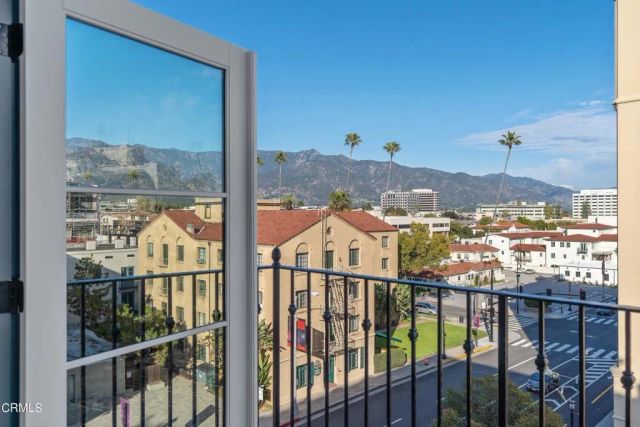 88 N Oakland Avenue 202, Pasadena, CA 91101