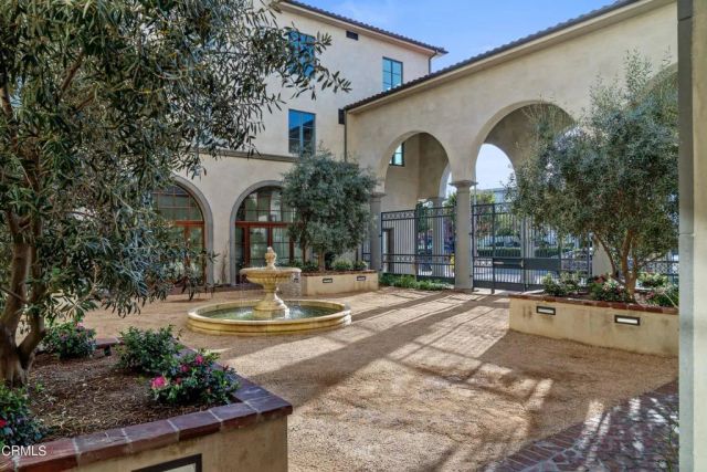88 N Oakland Avenue 202, Pasadena, CA 91101