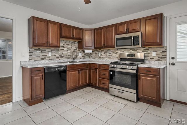 4814 Orange Blossom Lane, Hazelwood, MO 63042