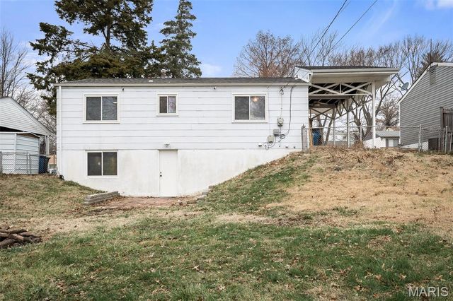 4814 Orange Blossom Lane, Hazelwood, MO 63042