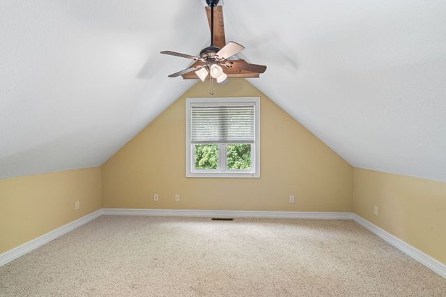 105 Sharons Valley Drive, Hayesville, NC 28904