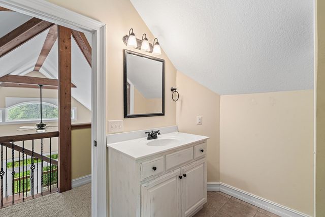 105 Sharons Valley Drive, Hayesville, NC 28904