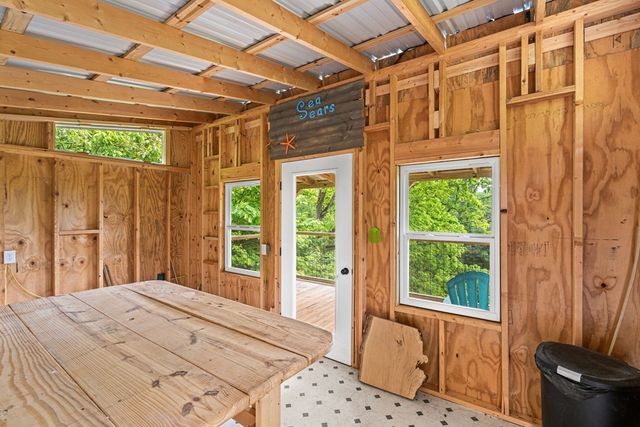 105 Sharons Valley Drive, Hayesville, NC 28904