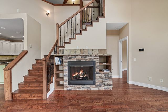 105 Sharons Valley Drive, Hayesville, NC 28904