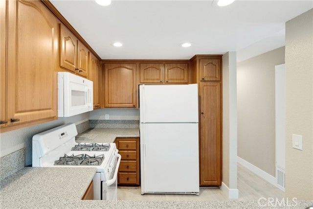 1321 Via Sebastian 12, San Pedro (los Angeles), CA 90732