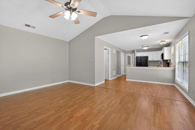 929 Seneca Park, Lexington, KY 40515
