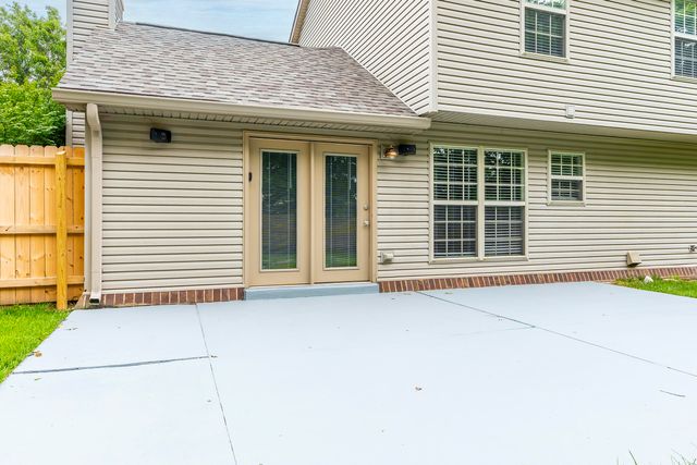 929 Seneca Park, Lexington, KY 40515