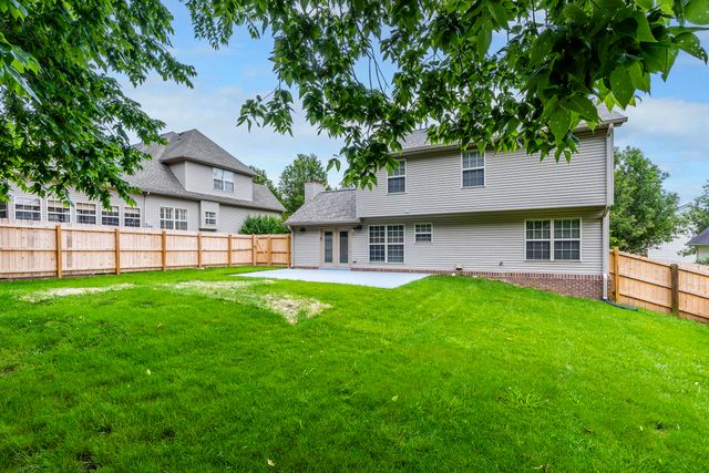 929 Seneca Park, Lexington, KY 40515