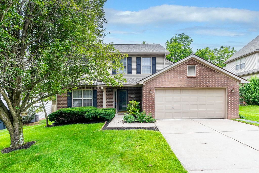 929 Seneca Park, Lexington, KY 40515