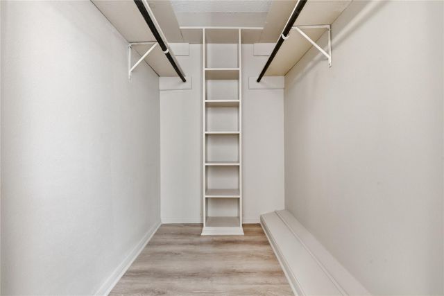 7700 Creekbend Drive 75, Houston, TX 77071