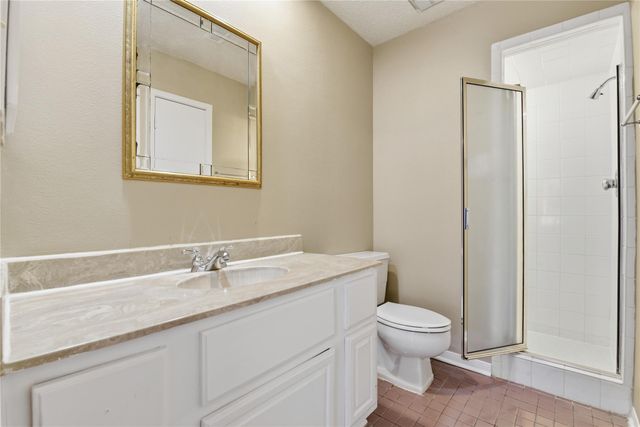 7700 Creekbend Drive 75, Houston, TX 77071