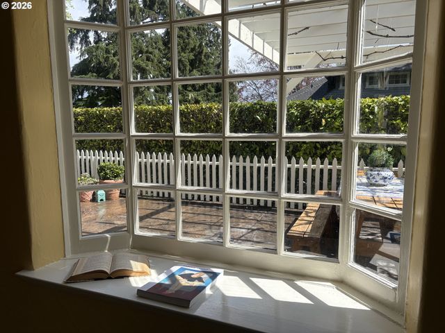 1808 Nw ASPEN Ave, Portland, OR 97210