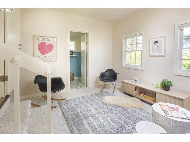 1808 Nw ASPEN Ave, Portland, OR 97210