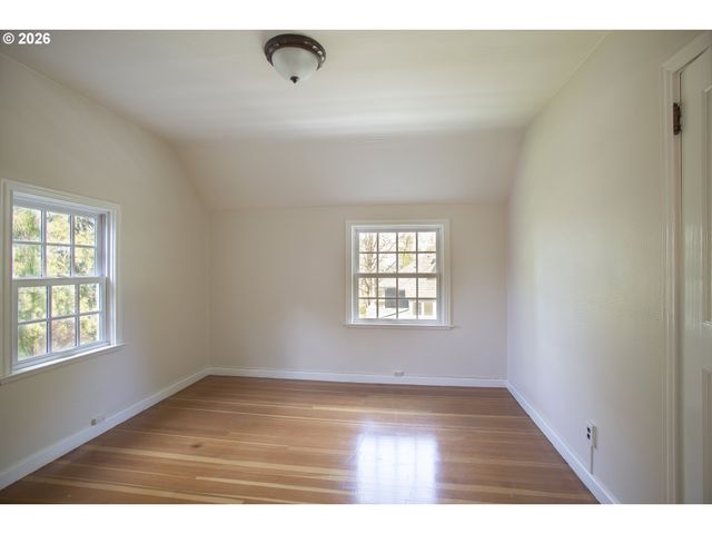 1808 Nw ASPEN Ave, Portland, OR 97210