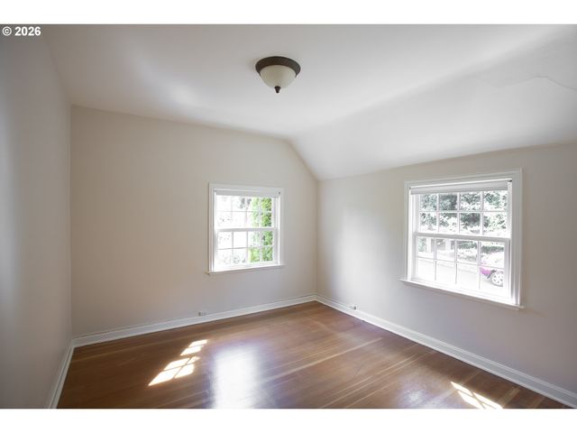 1808 Nw ASPEN Ave, Portland, OR 97210