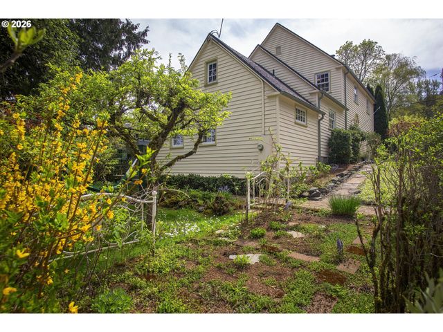 1808 Nw ASPEN Ave, Portland, OR 97210