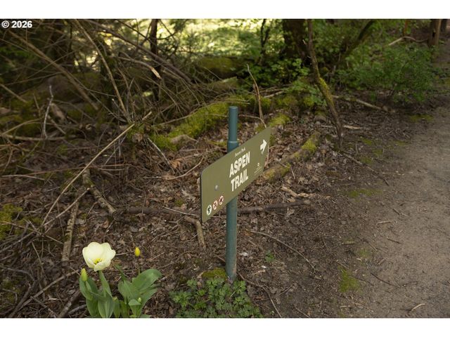 1808 Nw ASPEN Ave, Portland, OR 97210