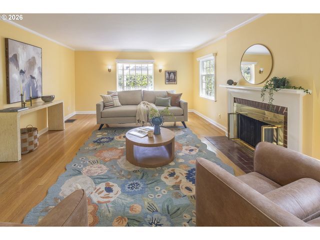 1808 Nw ASPEN Ave, Portland, OR 97210