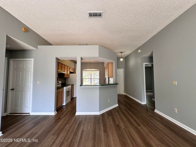 13012 STAFFORDSHIRE Drive S, Jacksonville, FL 32225