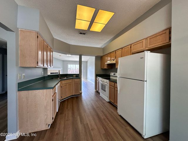 13012 STAFFORDSHIRE Drive S, Jacksonville, FL 32225