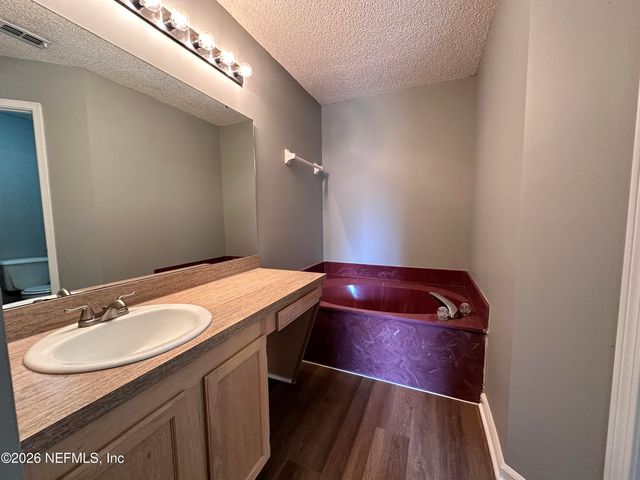 13012 STAFFORDSHIRE Drive S, Jacksonville, FL 32225