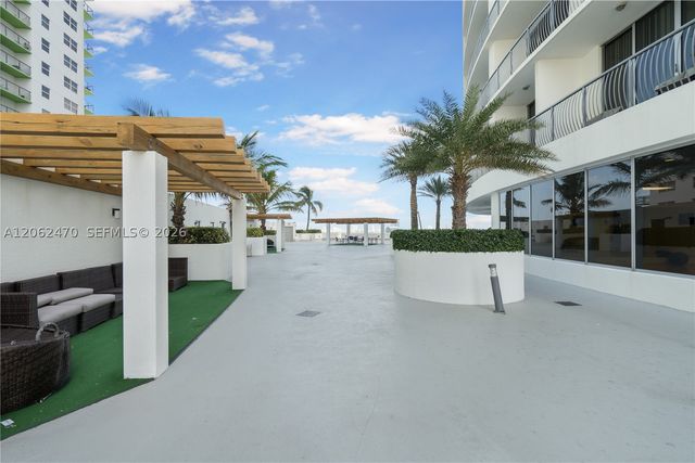 1750 N Bayshore Dr 3409, Miami, FL 33132