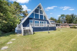 501 W Lakeshore Dr Drive, Carriere, MS 39426