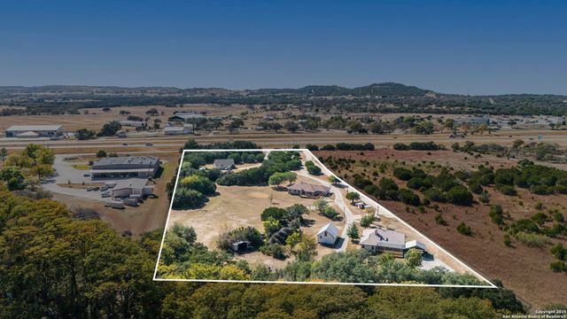 50710 Interstate 10, Comfort, TX 78013